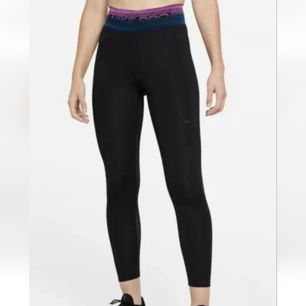 LAST CHANCE! nike ♡ pro dri-fit legging black pink